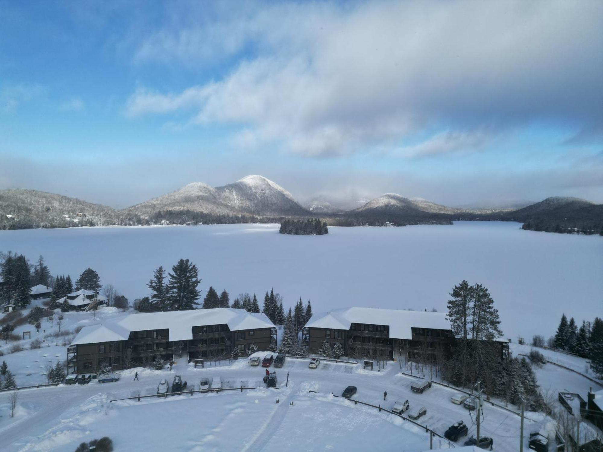 Appartement Escapade Bonheur à Lac-Supérieur Extérieur photo